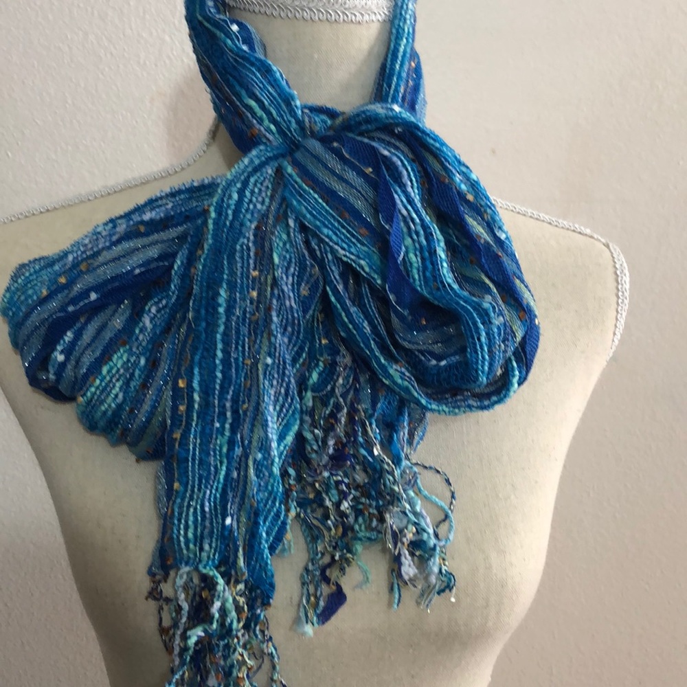 Lovely 68”x17” Multi-knit 🧶 like woven Scarf.
